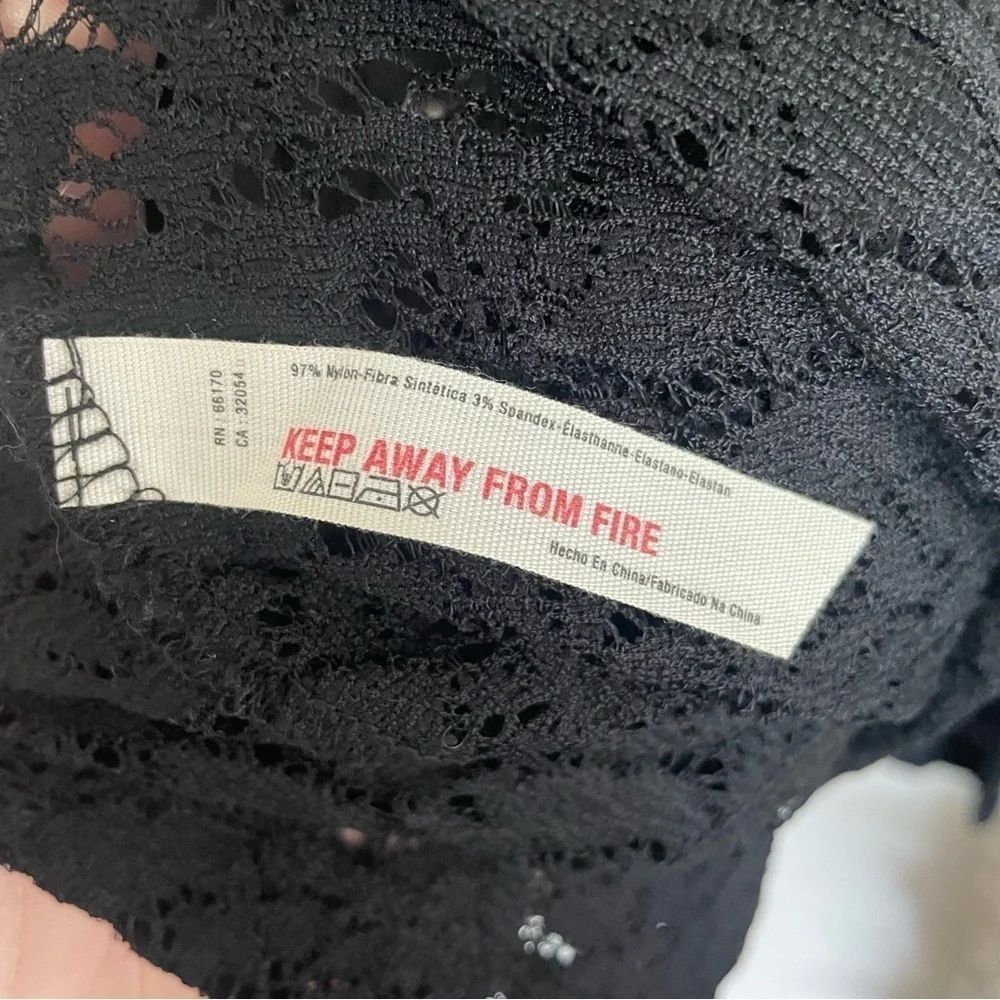 Free People ~ Intimately Free Whimsigoth Black Lace Keyhole Front Top
